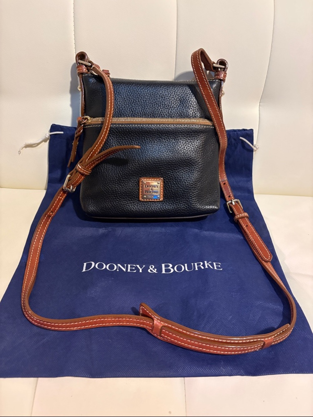 “Dooney & Bourke” Black Leather “Letter Carrier” w/Chestnut Brown XBody Strap